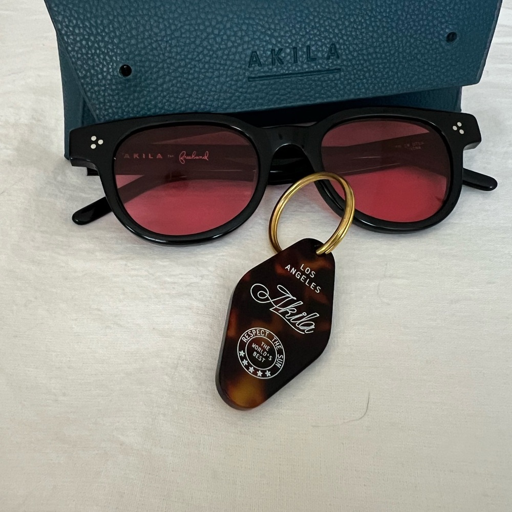 AKILA sunglasses - special edition for Freehand